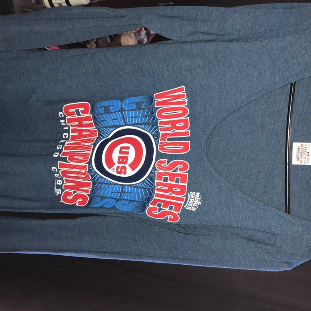 Long sleeve World Series cubs shirt